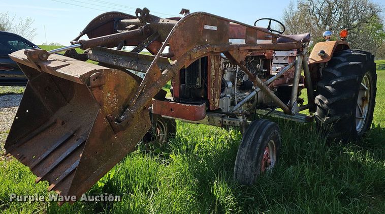 image for item MB9999 Massey Ferguson 90  tractor