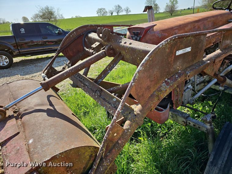 image for item MB9999 Massey Ferguson 90  tractor
