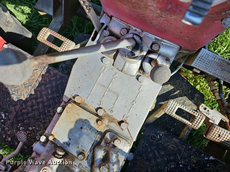 image for item MB9999 Massey Ferguson 90  tractor