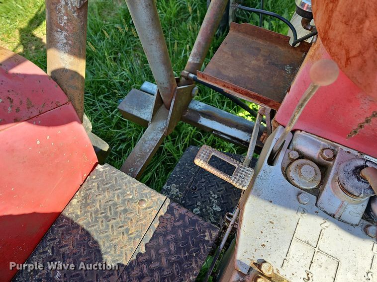 image for item MB9999 Massey Ferguson 90  tractor