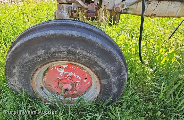 image for item MB9999 Massey Ferguson 90  tractor