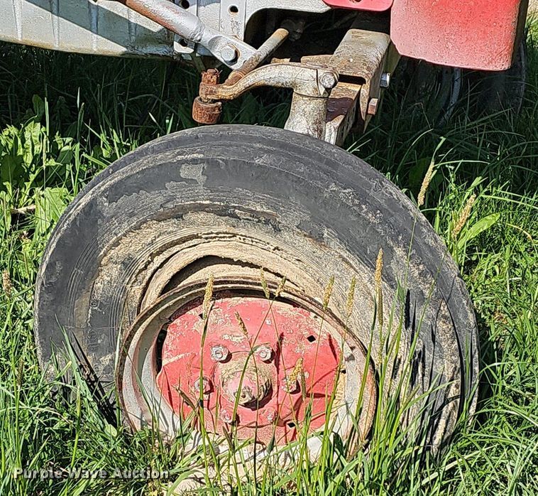 image for item MB9999 Massey Ferguson 90  tractor