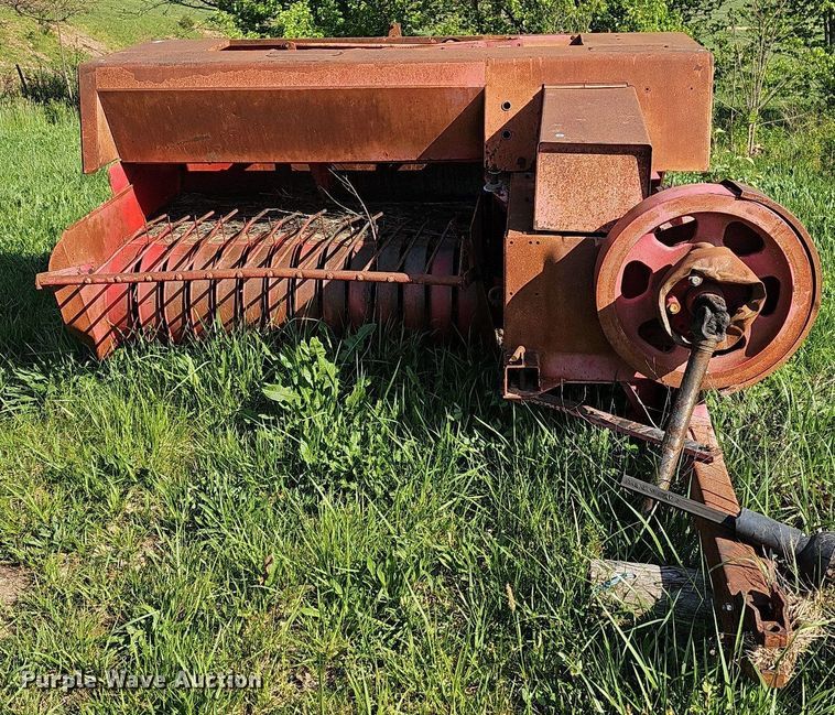 image for item MC9001 Massey Ferguson 120  small square baler