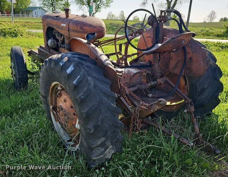 image for item MC9003 Allis Chalmers  tractor