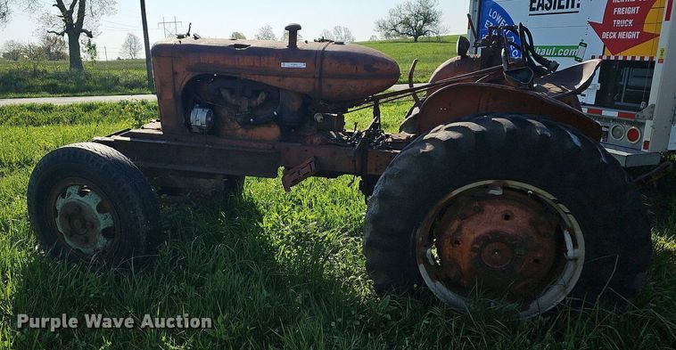 image for item MC9003 Allis Chalmers  tractor