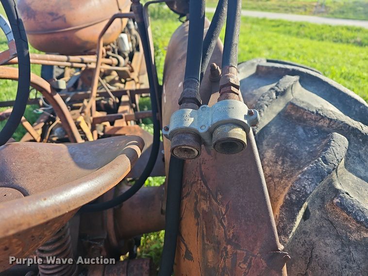 image for item MC9003 Allis Chalmers  tractor