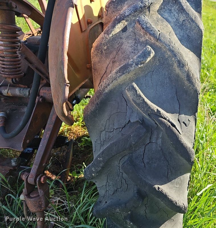 image for item MC9003 Allis Chalmers  tractor