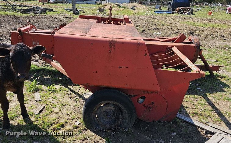 image for item MC9006 International 430  small square baler