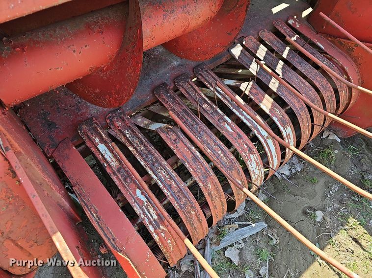 image for item MC9006 International 430  small square baler