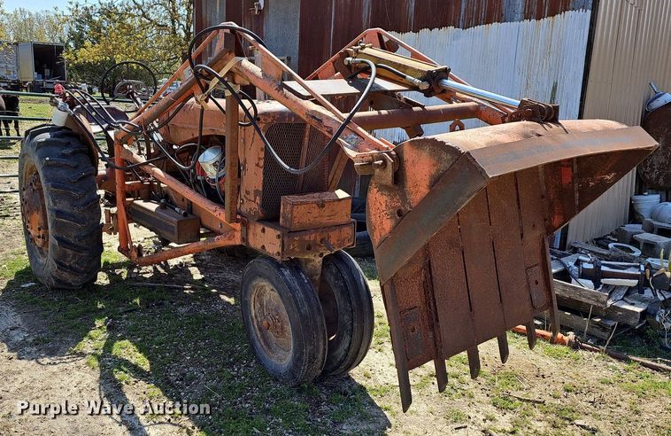 image for item MC9007 Allis Chalmers  tractor