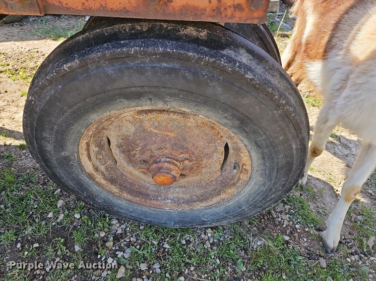 image for item MC9007 Allis Chalmers  tractor