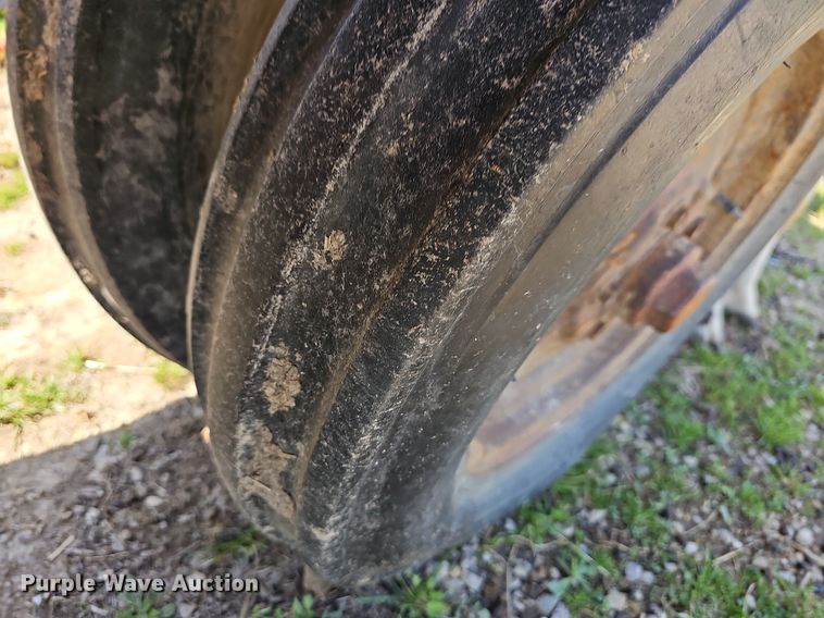 image for item MC9007 Allis Chalmers  tractor