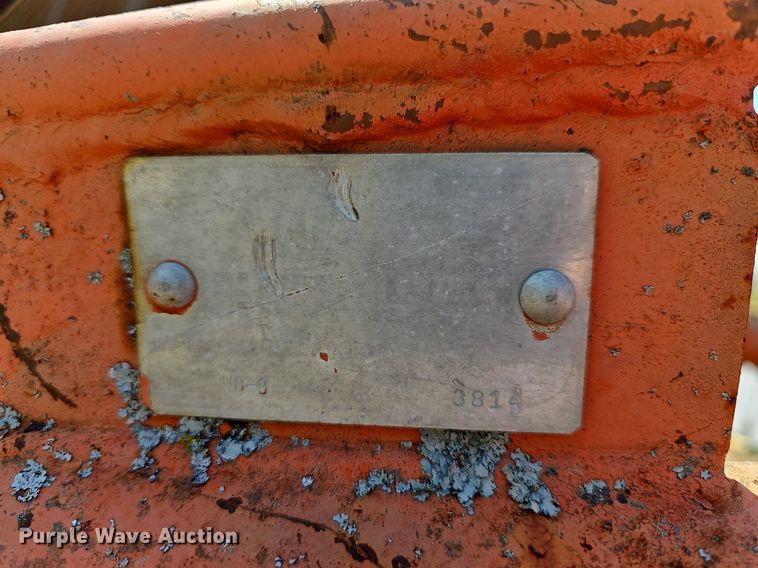 image for item MC9007 Allis Chalmers  tractor