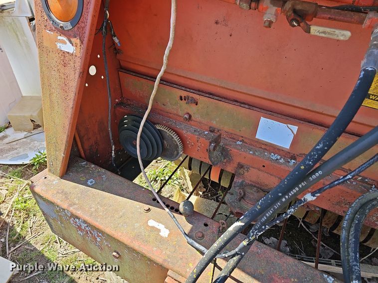 image for item MC9008 Krone  round baler