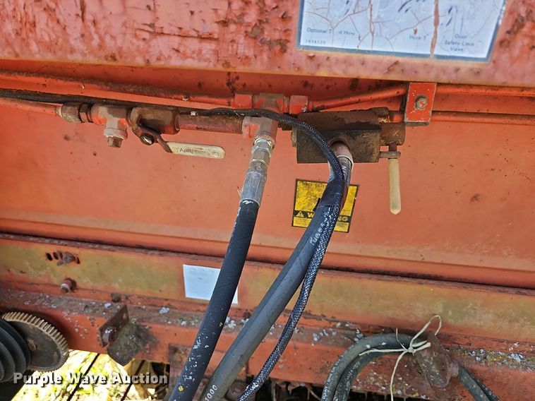 image for item MC9008 Krone  round baler