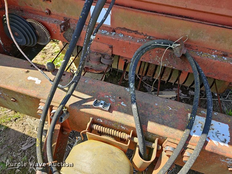 image for item MC9008 Krone  round baler