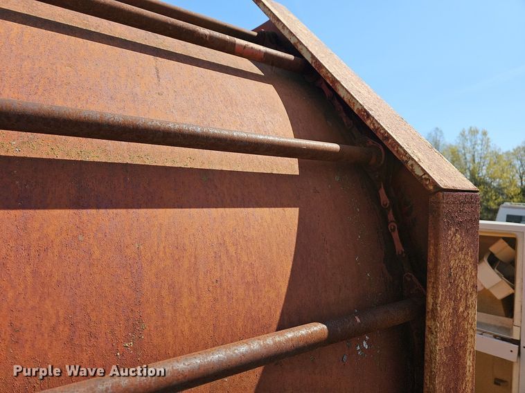 image for item MC9008 Krone  round baler