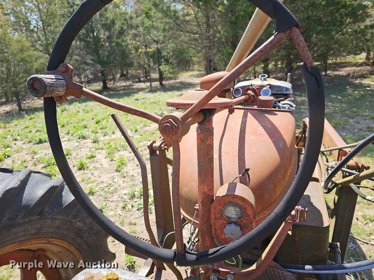 image for item MC9009 International M  tractor