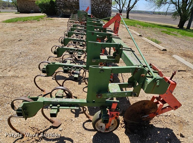image for item MI9508 (2) Glencoe row crop cultivators