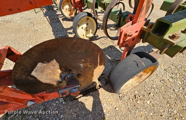 image for item MI9508 (2) Glencoe row crop cultivators