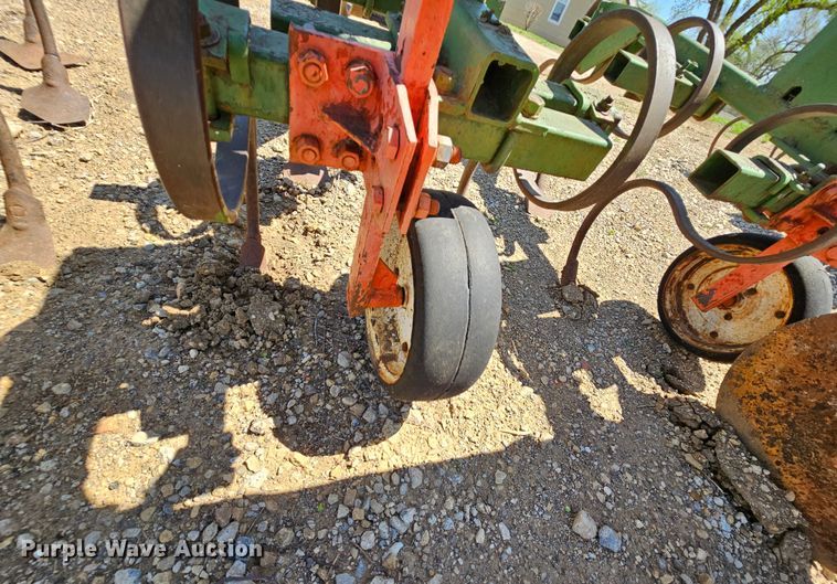 image for item MI9508 (2) Glencoe row crop cultivators