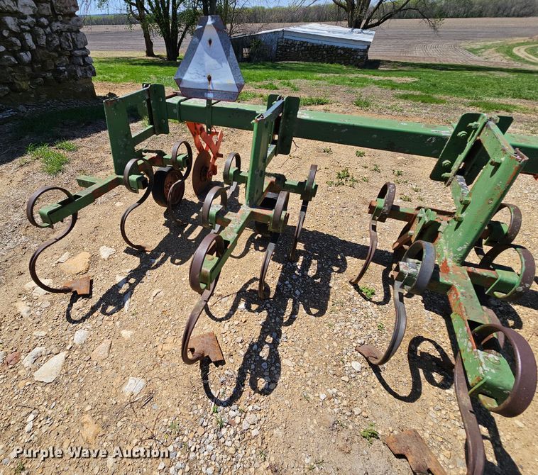 image for item MI9508 (2) Glencoe row crop cultivators