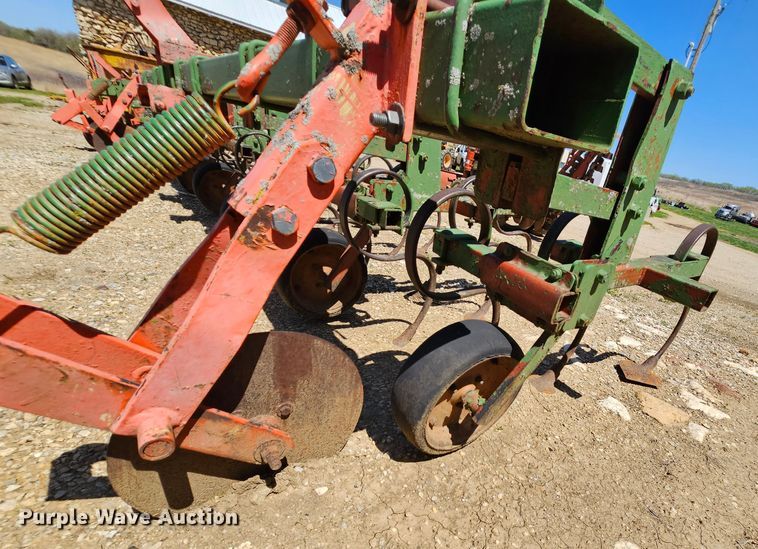 image for item MI9508 (2) Glencoe row crop cultivators