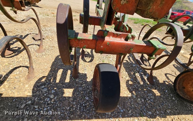 image for item MI9508 (2) Glencoe row crop cultivators