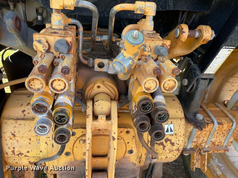 image for item MM9488 1994 Ford 7740  tractor