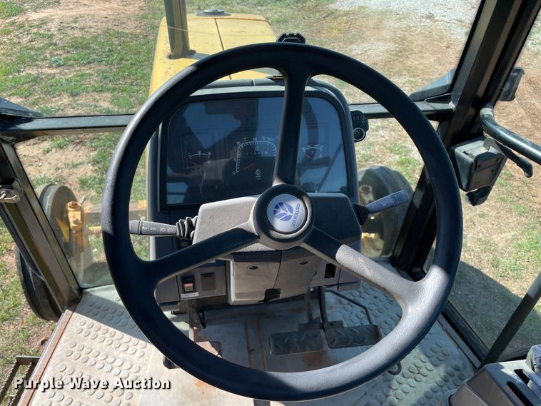 image for item MM9488 1994 Ford 7740  tractor