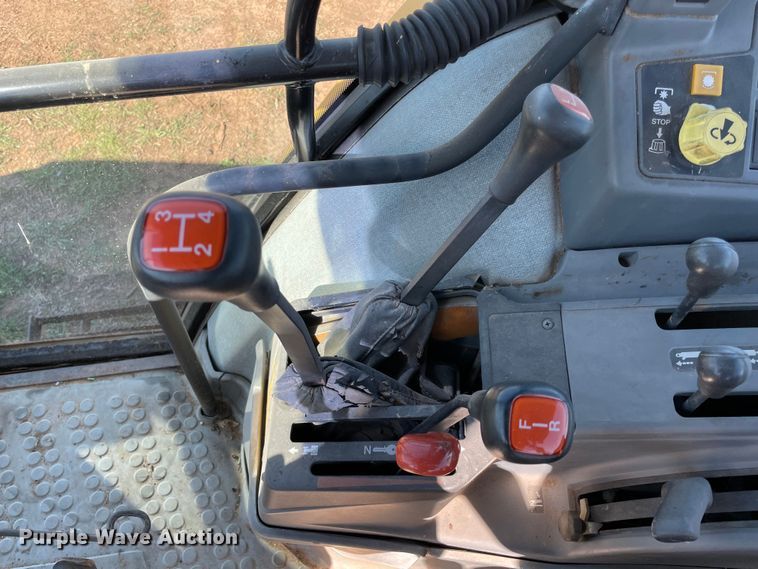 image for item MM9488 1994 Ford 7740  tractor