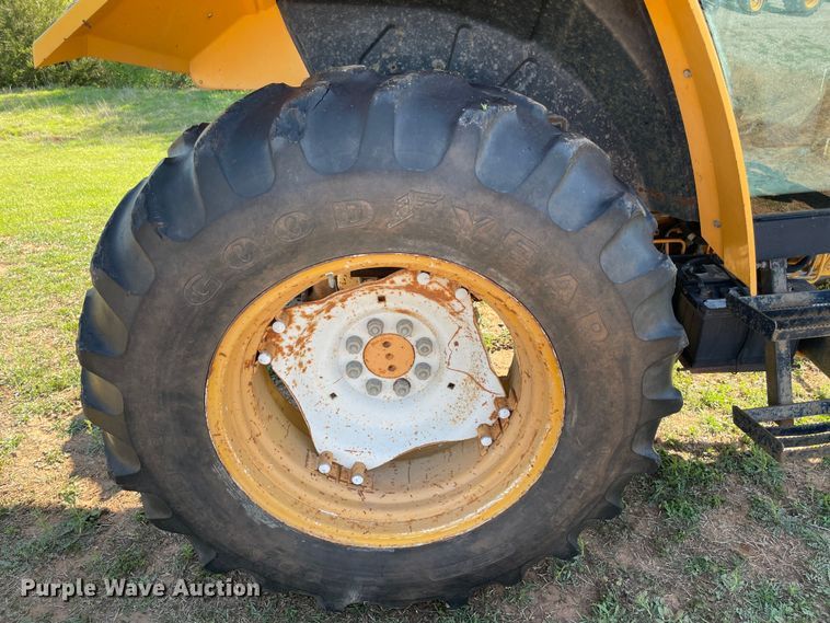 image for item MM9488 1994 Ford 7740  tractor