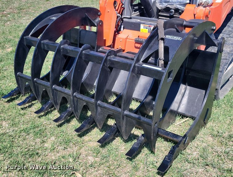 image for item MO9627 Grotrian  skid steer grapple bucket