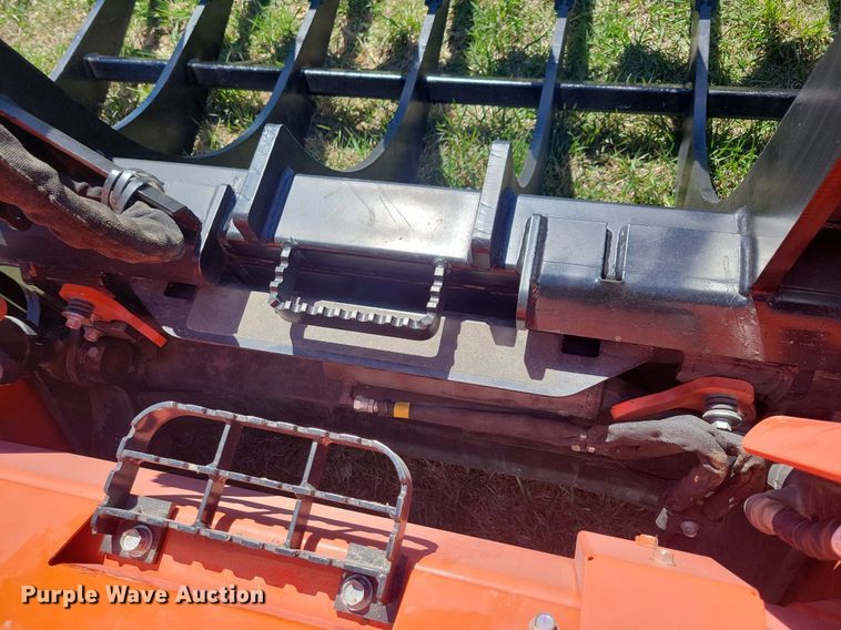 image for item MO9627 Grotrian  skid steer grapple bucket