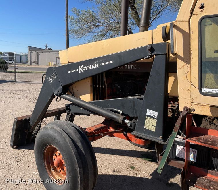 image for item MP9148 1972 Case 1270  tractor