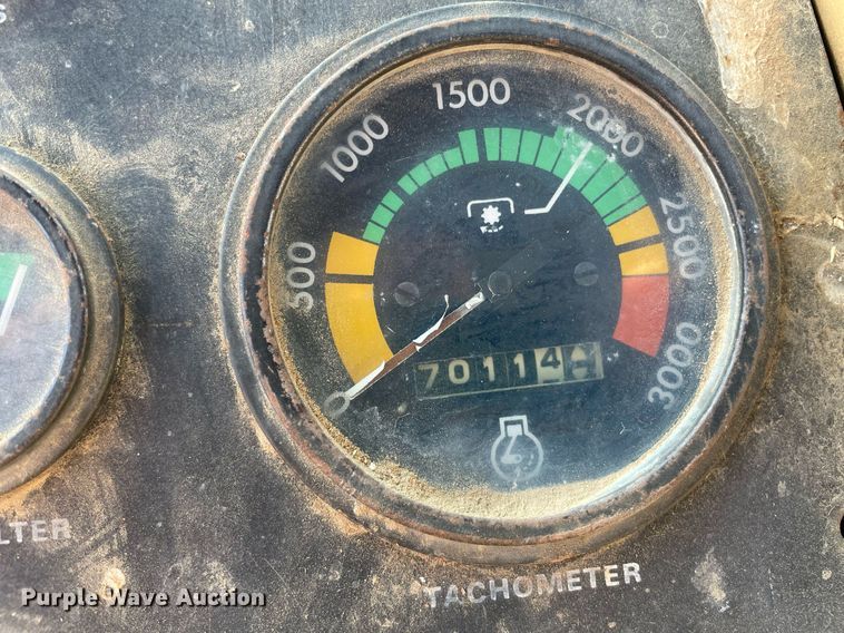 image for item MP9148 1972 Case 1270  tractor