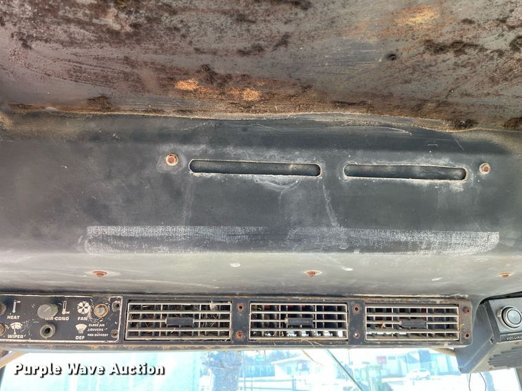 image for item MP9148 1972 Case 1270  tractor