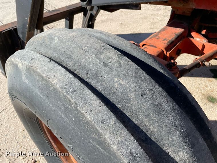 image for item MP9148 1972 Case 1270  tractor