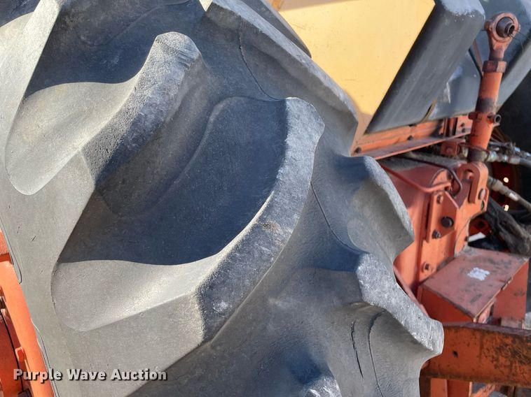 image for item MP9148 1972 Case 1270  tractor