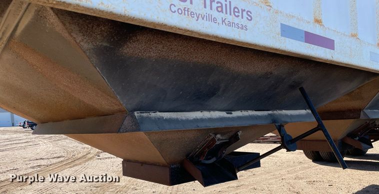 image for item MS9575 2010 General Services GS136  grain trailer