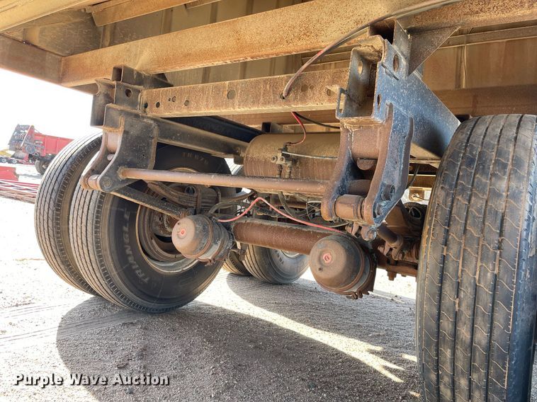 image for item MS9575 2010 General Services GS136  grain trailer