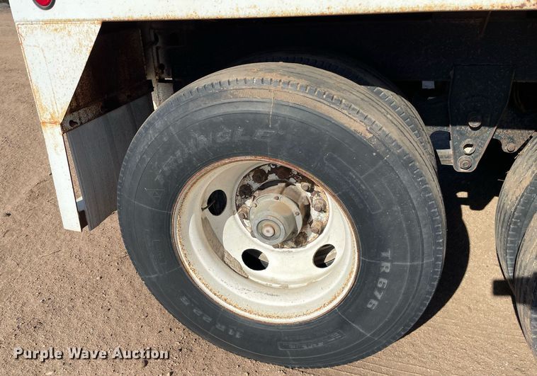 image for item MS9575 2010 General Services GS136  grain trailer