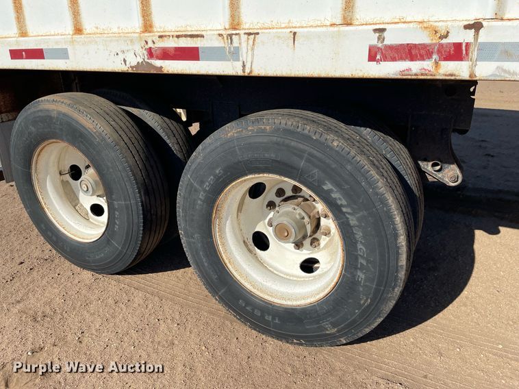 image for item MS9575 2010 General Services GS136  grain trailer