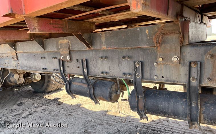 image for item MS9576 1995 Freightliner FLD120  manure spreader truck