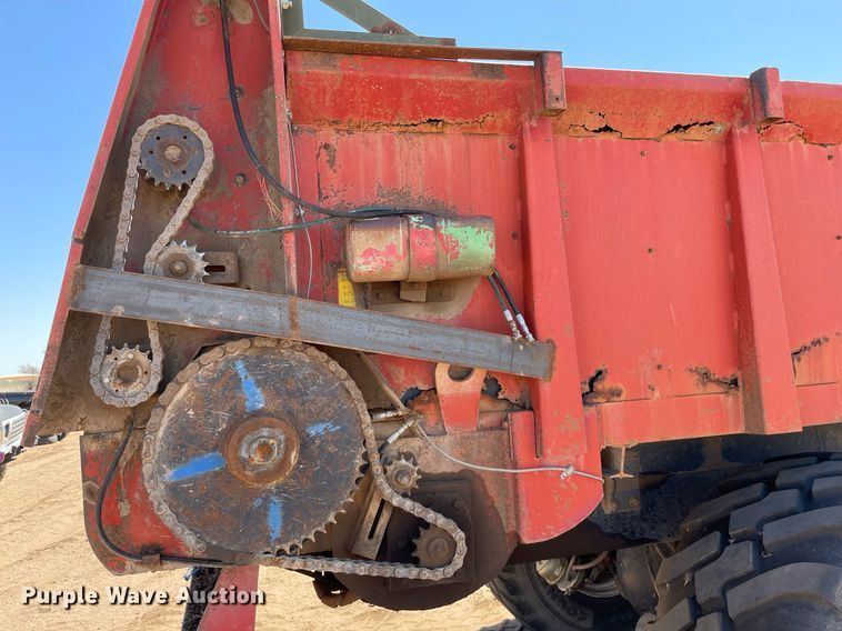 image for item MS9576 1995 Freightliner FLD120  manure spreader truck