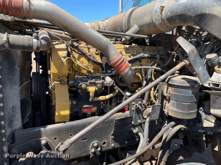 image for item MS9576 1995 Freightliner FLD120  manure spreader truck