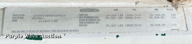 image for item MS9576 1995 Freightliner FLD120  manure spreader truck