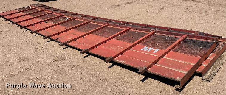 image for item MS9576 1995 Freightliner FLD120  manure spreader truck