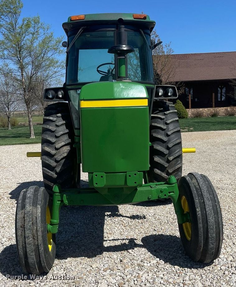 image for item MS9578 John Deere 4240  tractor