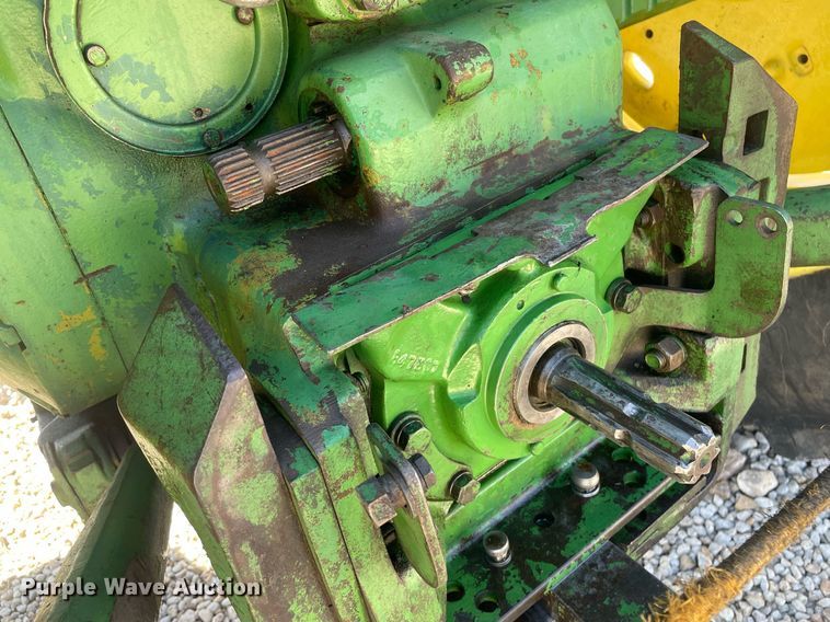 image for item MS9578 John Deere 4240  tractor